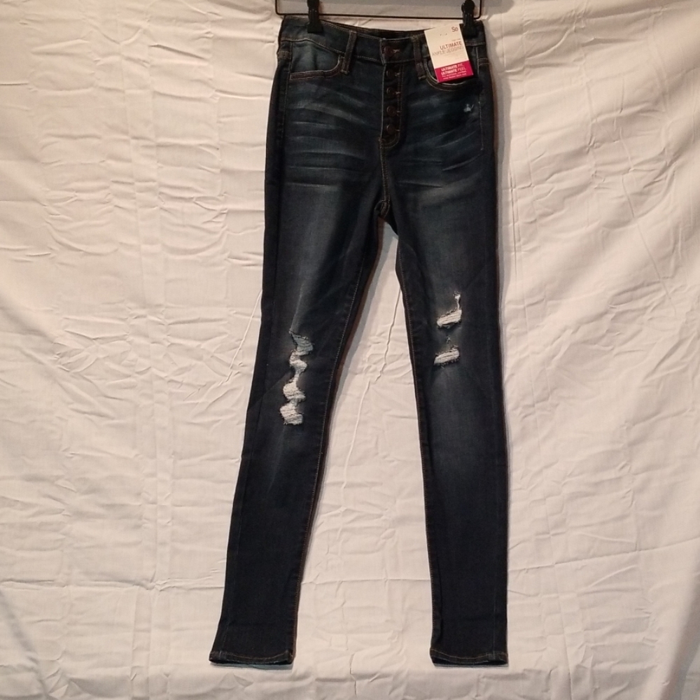 So Juniors size 5 high rise ultimate ankle jegging